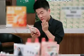 见过卖洗衣液的，没见过这么卖的！董宇辉，请收下我的膝盖图片