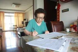 大连“电车之父”最后的手稿：4000余字道不尽半世纪电车情缘图片