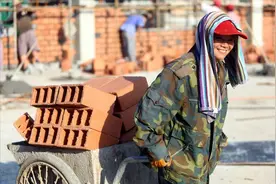 “农民工”改名了？新名称被提出来了，有气势，还好听，那叫什么图片