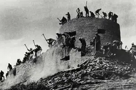 解放战争三大战役每场不超七十天，小小的太原为什么打了半年多？图片