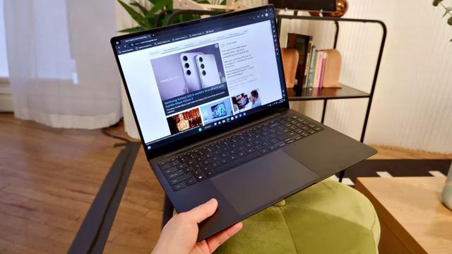 三星galaxy book 3 ultra真机上手:配oled屏幕,支持s pen