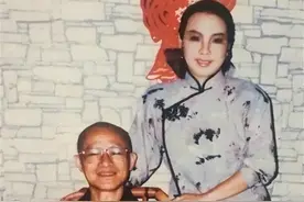 艳星出家当尼姑，称看小电影不如自己演，犀利点评林志玲是小黑枣图片
