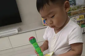 宝宝第一套点读绘本应该怎么选择？图片