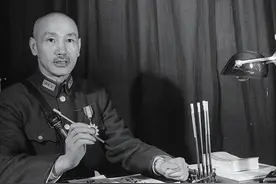 上海战役9：蒋介石选汤恩伯错了？是否微操指挥？为何还留一手？图片