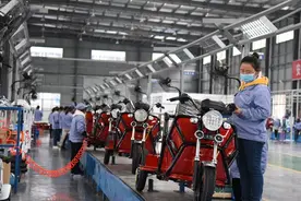 6500元的电动三轮车，出厂价值多少，商家卖一台赚多少？全告诉你图片