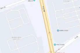 上海此路口禁止左转，掉头碰上4次红绿灯，还有堵车、交汇隐患，能否改善？图片