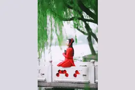 传说中的红衣女鬼图片