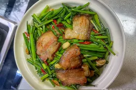 夏至到了，常给家人吃这菜，荤素搭配不油腻，湖南人经常吃图片