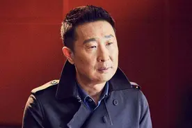 林永健：33岁求婚女军花，结婚19年零绯闻，靠一招解决婚姻危机图片