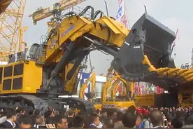 日本挖掘机将走下神坛？默默在中国捞金64年，今朝终被国产超车图片