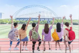 根红苗正的00后青少年们，将会在30年后引领世界潮流图片