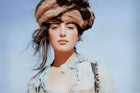 中国小伙在中东教汉语，娶三位本地美女，生下混血，却直言养不起图片