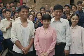 《山河锦绣》高开低走，剧情不切实际，细节漏洞多，观众纷纷弃剧图片