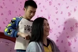 湖北34岁女子瘫痪离异后，嫁给闺蜜儿子，网友：天作之合图片