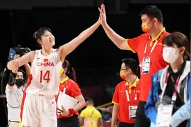 登录过WNBA的七位中国女篮球员，有人拿过WNBA总冠军吗？图片