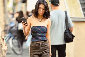 “腿粗、屁股大”的女人，裤子记住这“3穿3不穿”，才更时髦显瘦图片