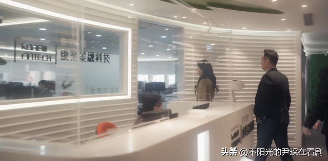 一个王者带一群青铜拍戏？用实力告诉你不是TVB不行，是港剧不行