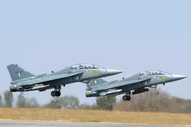 “光辉”战机终于有人买？印媒称马来西亚已选定，马方可没这么说图片