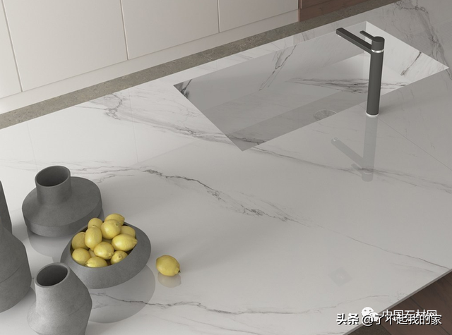 ʯҡʯӢʯҰ壬һʺ̨أ