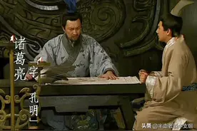 刘备率四万大军七员大将伐吴，最大的损失，是战殁了一个未来丞相图片
