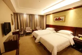 为什么酒店的床上要放4个枕头？原来其中“大有深意”，建议了解图片