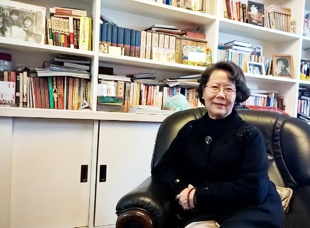 刘蓓两离三婚：恩怨已随清风去，巨额债务压不垮婚姻