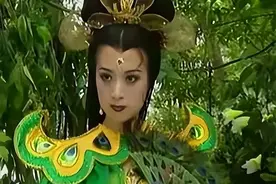 那些满族明星，关晓彤是格格，常远是少爷，吴京生于武术世家图片