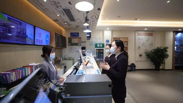 旅馆酒店已成未成年人遭受侵害高发地，住宿登记强制报告必须落实