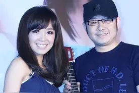 刀郎澄清谣言：和云朵只是师徒关系，像亲人一般图片