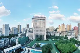 贵州医科大学附属医院疫情期间门诊就诊告知书图片