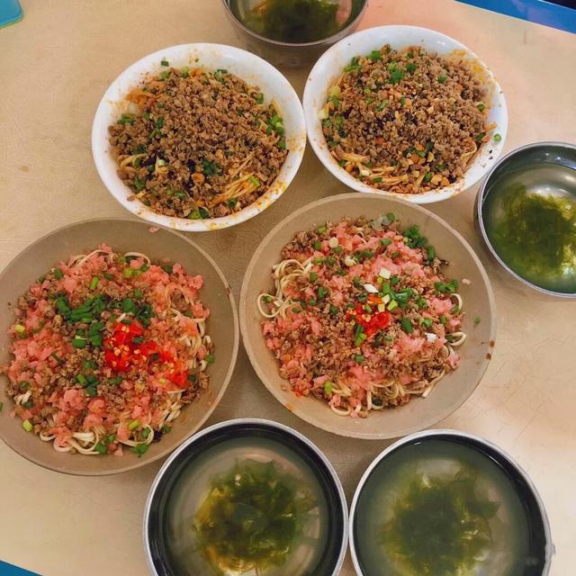 成都周边“小西安”？万亩菜花梯田、“鼓楼”、美食，快带全家去