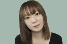一个喜欢聊骚的热情女人，让我陷入她的温柔陷阱，我要离开她吗图片