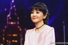 她在央视主持了15年，竟然还是个临时工？辞职后竟又被高薪聘回图片