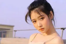 “女儿，你弟彩礼钱还不够，你有脸买房？”“阿姨，别认错人”图片