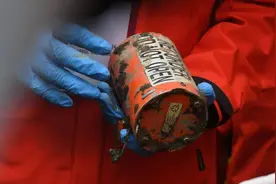 美国空难调查员：找到黑匣子后，下一步应该做什么？图片