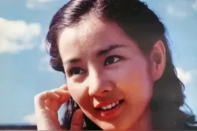 1981年电影百花挂历演员照，刘晓庆，鲍起静吉永小百合，中野良子图片