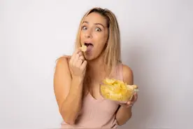 哪些食物可长期保存，而且有营养？营养师：4类食品别忘记图片