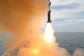 没有拖曳声呐就退役20艘新舰，临时加装上不行吗？图片