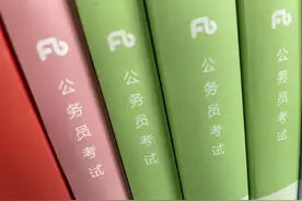 公务员考试被坑5000+，最真实的上岸人资料推荐图片