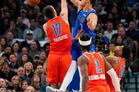 亚历山大38分雷霆加时胜独行侠，东契奇31+16+10图片