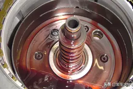 自动变速箱换油，这四点不注意，还不如不换图片
