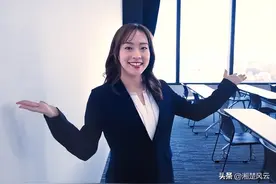 美爆了！石川佳纯穿小西装被称霸道女总裁，与猫咪的互动引来热议图片