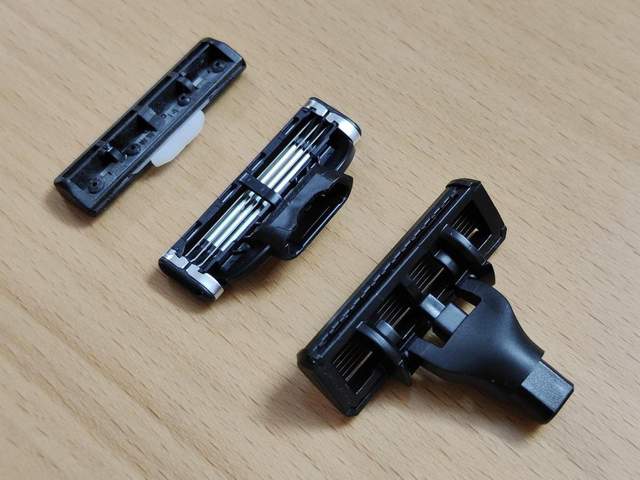 男生又一好玩又实用的玩具，焕醒星洞小飞碟手动剃须刀上手体验