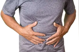 经常腹胀胃胀，或与这5个因素有关，了解后，尽量避免图片