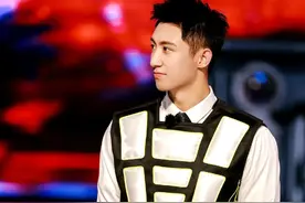 离婚六年的黄景瑜，与前妻王雨馨仍纠缠不清，前妻在线空喊话。图片