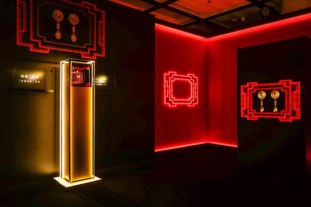 GOLD IS CHIC鎏光时代&middot;周大福传承系列黄金美学艺术展耀目上海