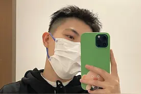 男生剪“两边铲”发型过时了？试试这3款造型，新潮帅气好打理！图片