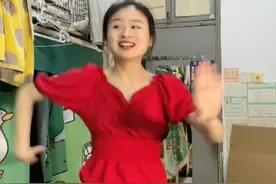 “浙大之光”陈闲：大二女生年入千万，却因太沙雕被浙大官方嫌弃图片