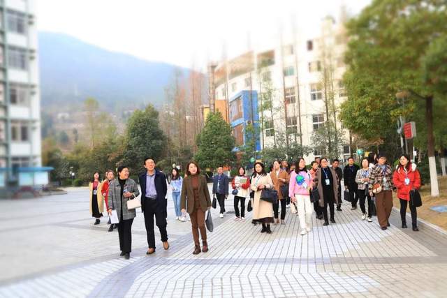 四川省民生研究会新媒体中心-官网