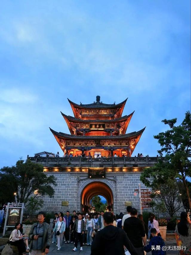 大理古城：推荐四街三美食，夜游最适宜！（附美图）